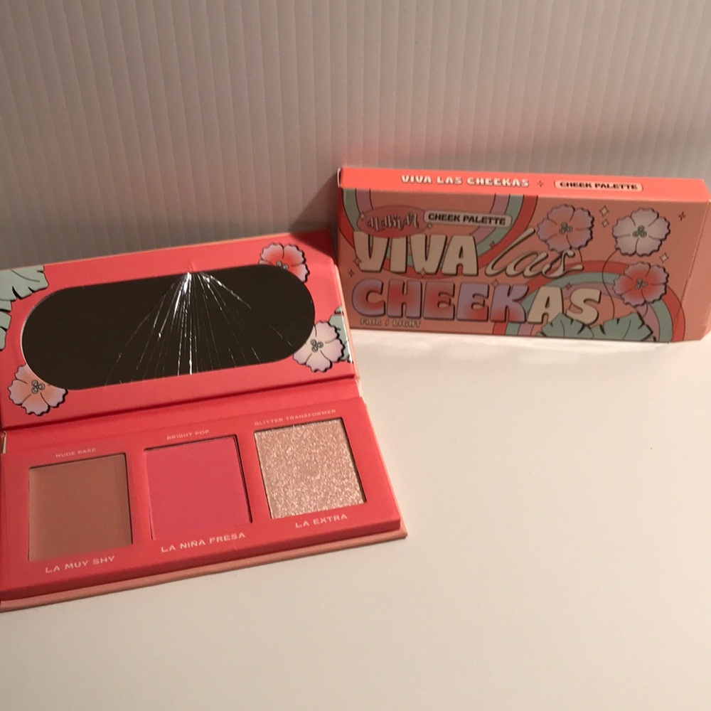 Alamar Viva Las Cheekas Cheek Palette NEW (READ DESCRIPTION mirror cracked)